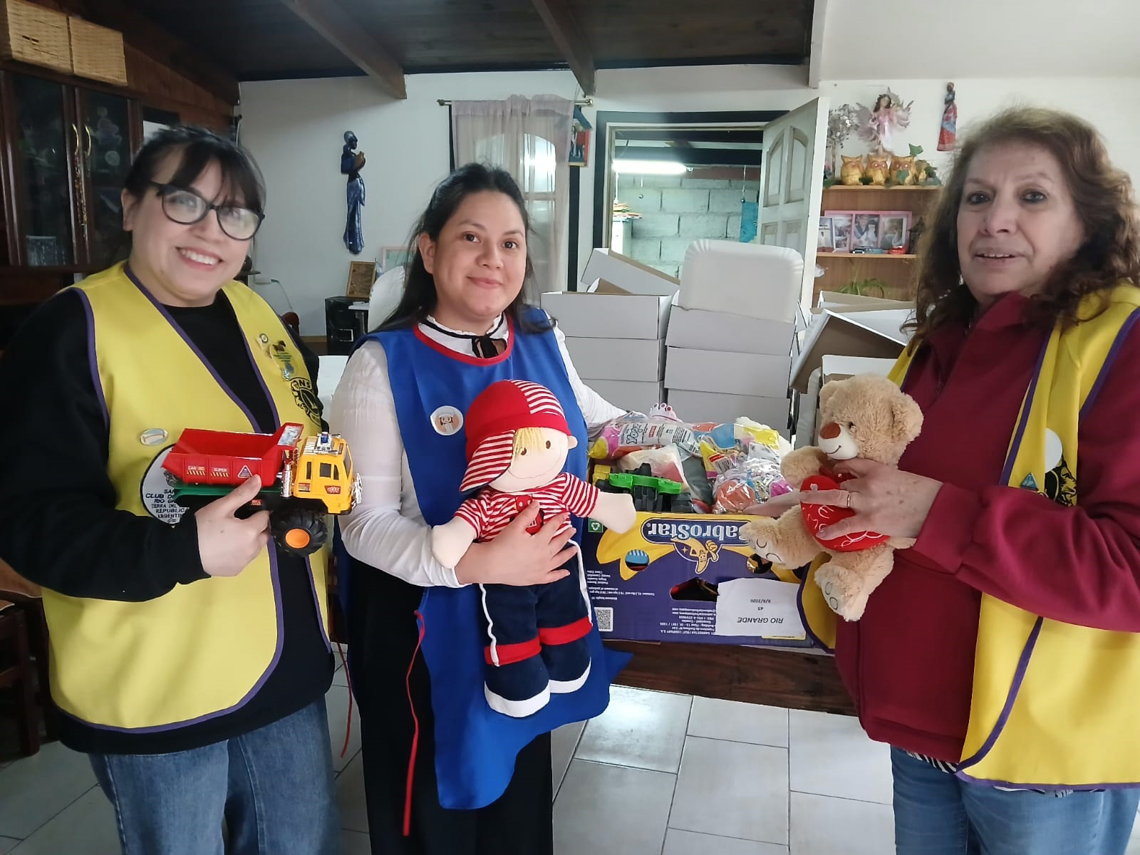 LEONES01