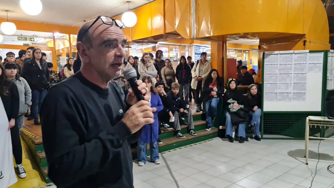 Docentes de la UTN iniciaron una semana de paro en todo el país en ...